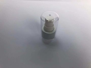 Dispensador poner crema exclusivo de la bomba del cierre de plata para los productos del cuidado personal