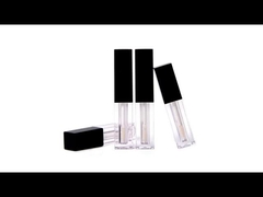 Tubo de esmalte para labios