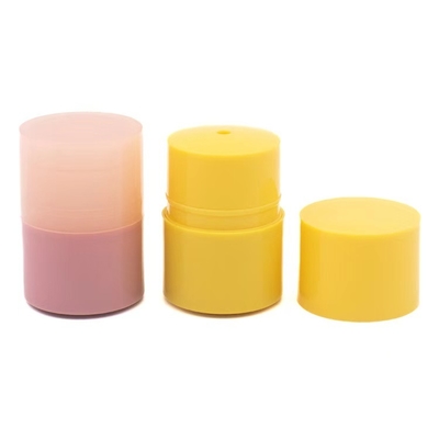 Botella de brillo labial de plástico con rosca giratoria de 15 ml, compatible con personalización