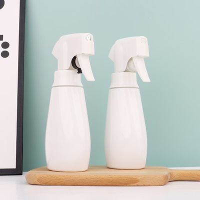 Nuevo diseño de rociador de disparo continuo con capacidad de 100-500 ml y color personalizado para la aplicación de niebla fina