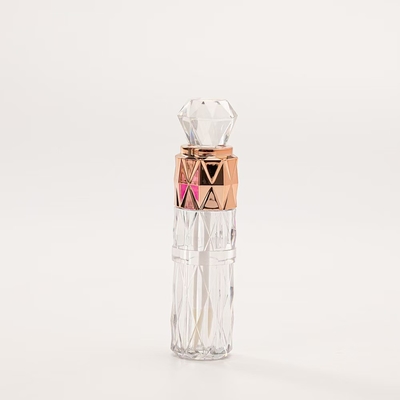 Diseño único, diseño de diamante tubo plástico de esmalte labial con muchos colores