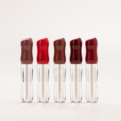 El color del tubo de esmalte labial irregular de alto grado se puede personalizar