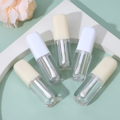 Tubo de esmalte labial cuadrado compacto y llamativo