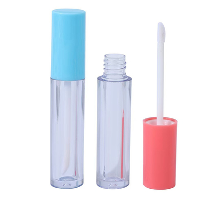 Los tubos de esmalte labial PETG son de colores brillantes y se pueden personalizar con logotipos