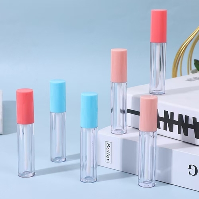 Los tubos de esmalte labial PETG son de colores brillantes y se pueden personalizar con logotipos