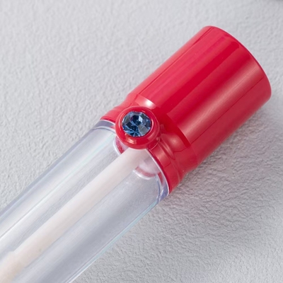 4 ml de plástico tubo de esmalte labial con tapa de perforación, color personalizable y logotipo impreso