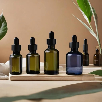 Embalaje vacío Botella de aceite esencial con gotero Acepta colores personalizados e impresión de logotipo