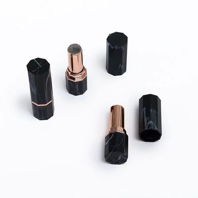 Luxo de color blanco y negro de lápiz labial tubo de contenedor vacío en forma de sexángulo