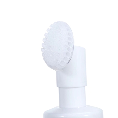 Bomba de espuma de plástico de 42 mm personalizada con cepillo de silicona para limpieza