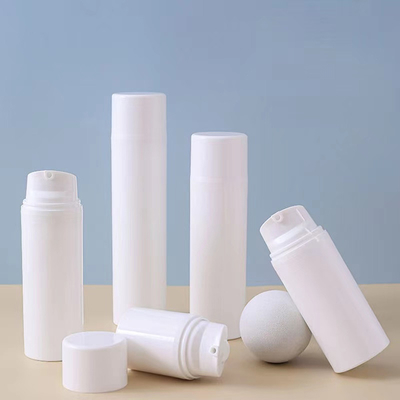 Embalaje normal 30 ml Dispensador de plástico sin aire Botella de soporte de bomba Personalización