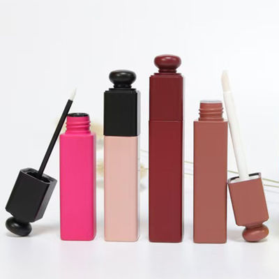 Opciones de diferentes tamaños: tubo de rímel cosmético seleccionado de 5 ml, 15 ml y 22 ml con cepillo. Soporte para personalización.