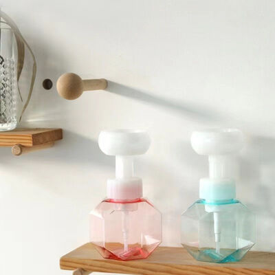 Dispensador de bomba de espuma recargable de 42 mm 43 mm con cabeza en forma de flor para lavado de manos y cosméticos