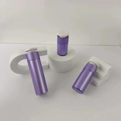 Botella acrílica sin aire con forma de corazón y bomba con impresión serigráfica personalizada y diseño a prueba de fugas para loción cosmética