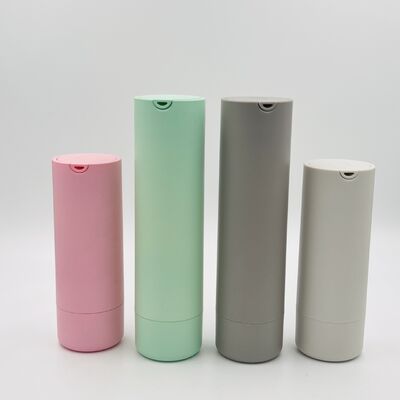 Botella de bomba sin aire de plástico de 30 ml 50 ml con bomba de loción de vacío en ABS + PP y color personalizado