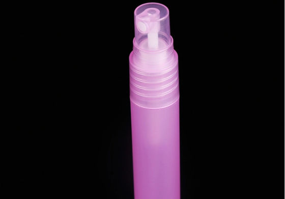 Hermosos botellas portátiles de perfumes con mini plumas de color